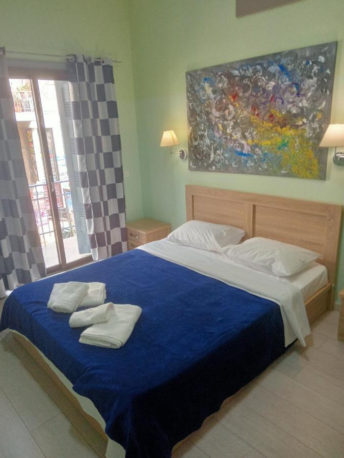 Koukaki-Acropolis Roomy With A Private Veranda Apt. เอเธนส์ ภายนอก รูปภาพ