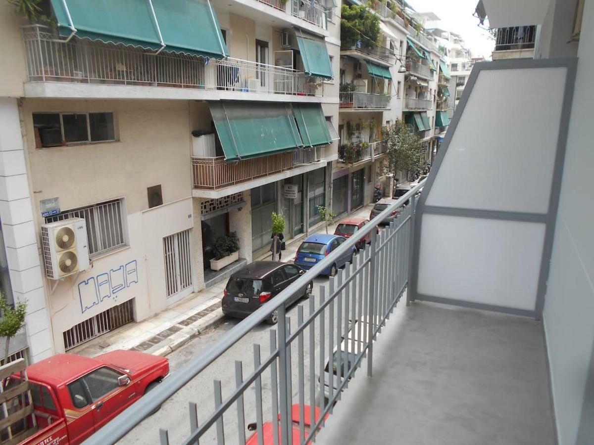 Koukaki-Acropolis Roomy With A Private Veranda Apt. เอเธนส์ ภายนอก รูปภาพ