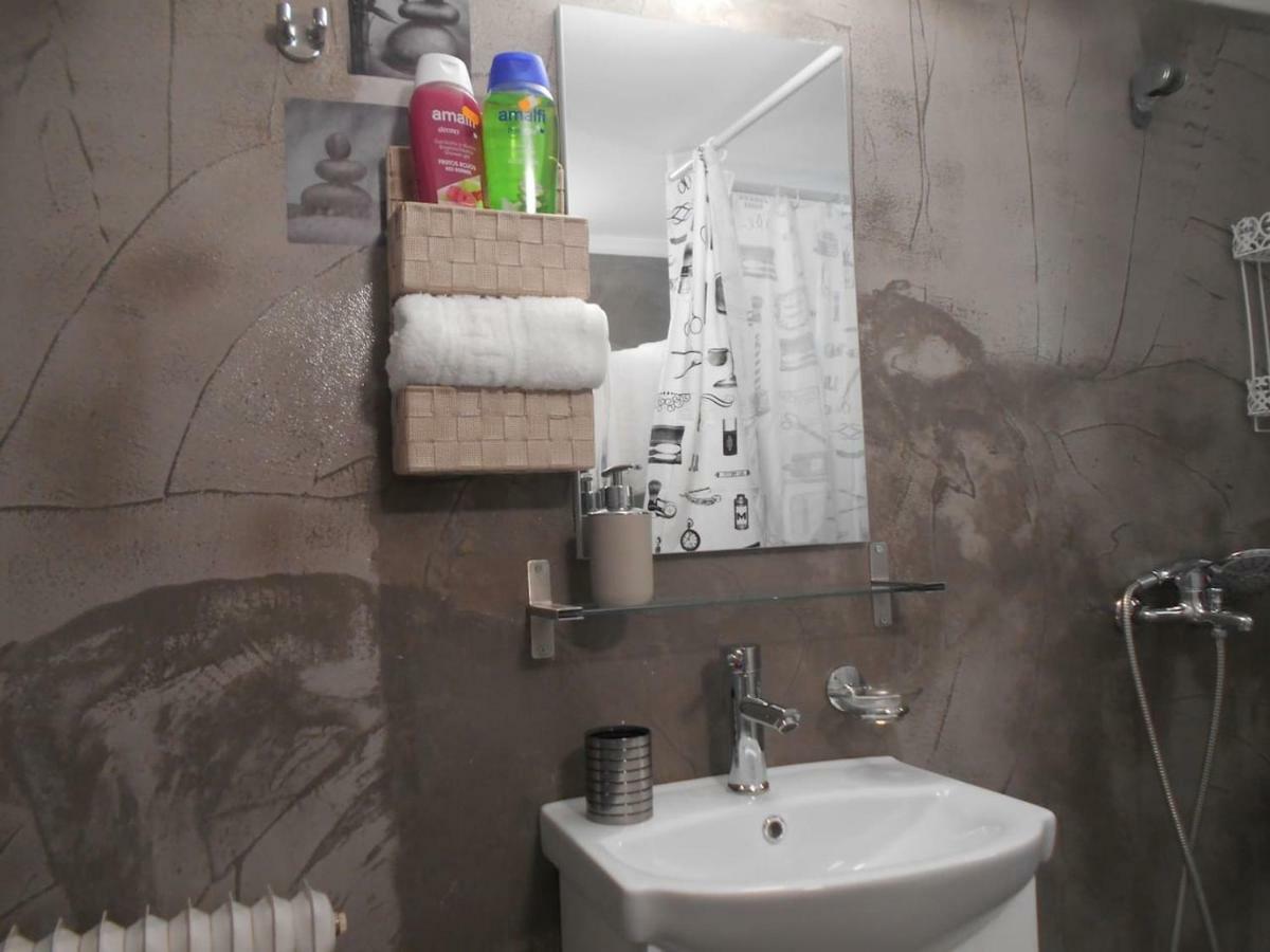 Koukaki-Acropolis Roomy With A Private Veranda Apt. เอเธนส์ ภายนอก รูปภาพ