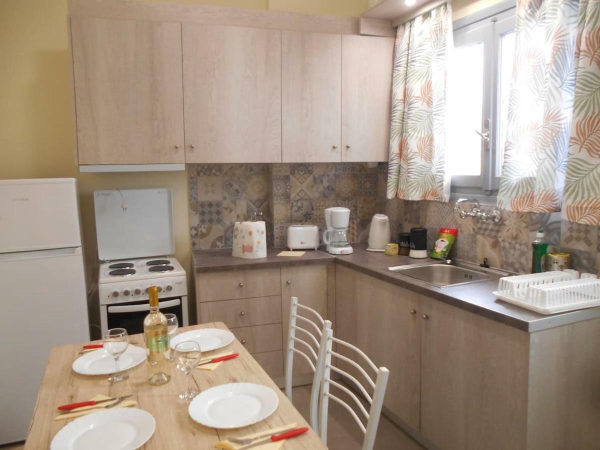 Koukaki-Acropolis Roomy With A Private Veranda Apt. เอเธนส์ ภายนอก รูปภาพ