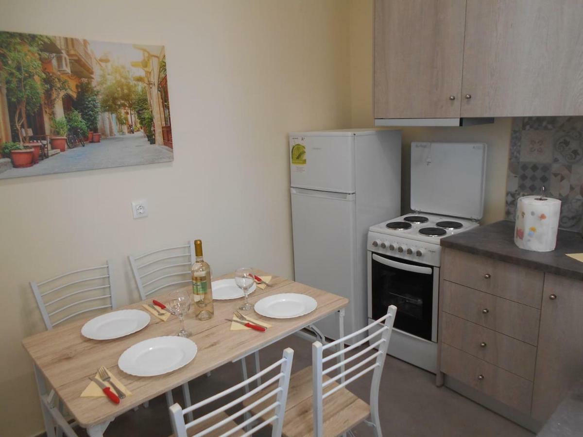 Koukaki-Acropolis Roomy With A Private Veranda Apt. เอเธนส์ ภายนอก รูปภาพ